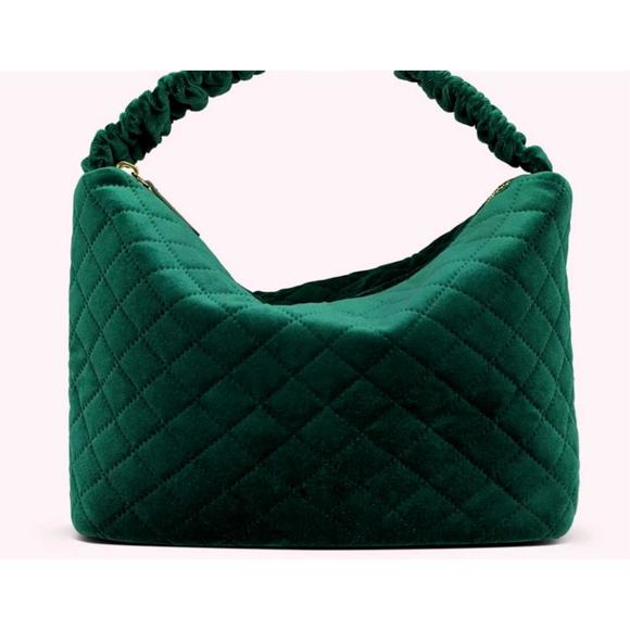 NEW STONEY CLOVER LANE destination london scrunch handle in green velvet - Picture 3 of 3